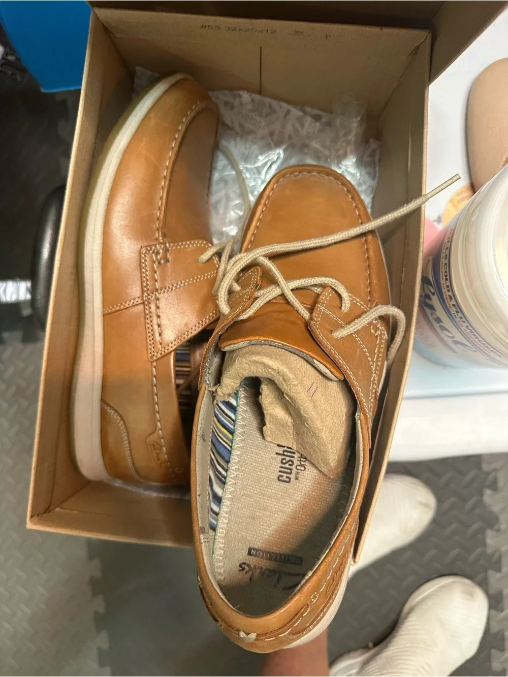 Men's Clark Tan Leather Boat Shoes with Lace-Up Comfort